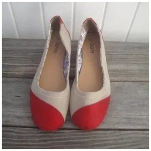 Gearex Ballet Flats Suede Asymmetrical Design Red and Tan Size 10